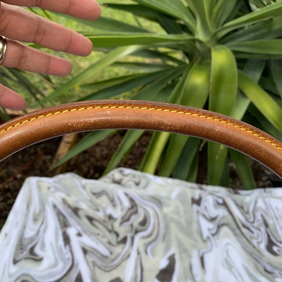 SOLD-Authentic Louis Vuitton Shoulder Bag Loopin - Picture 9 of 16